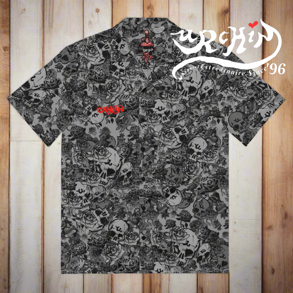 DARK URCHIN 'Skull Storm' Unisex Shirt. Colour 'Metal' (Grey). Red Logo