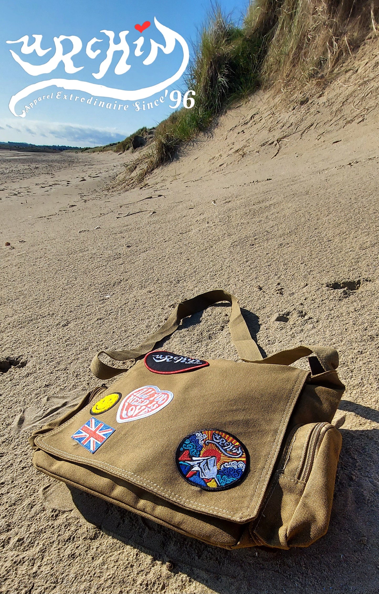 URCHIN Luggage. 'U TRAVEL' Urchin Embroidered Patches Design Duffel Bag. Unisex.