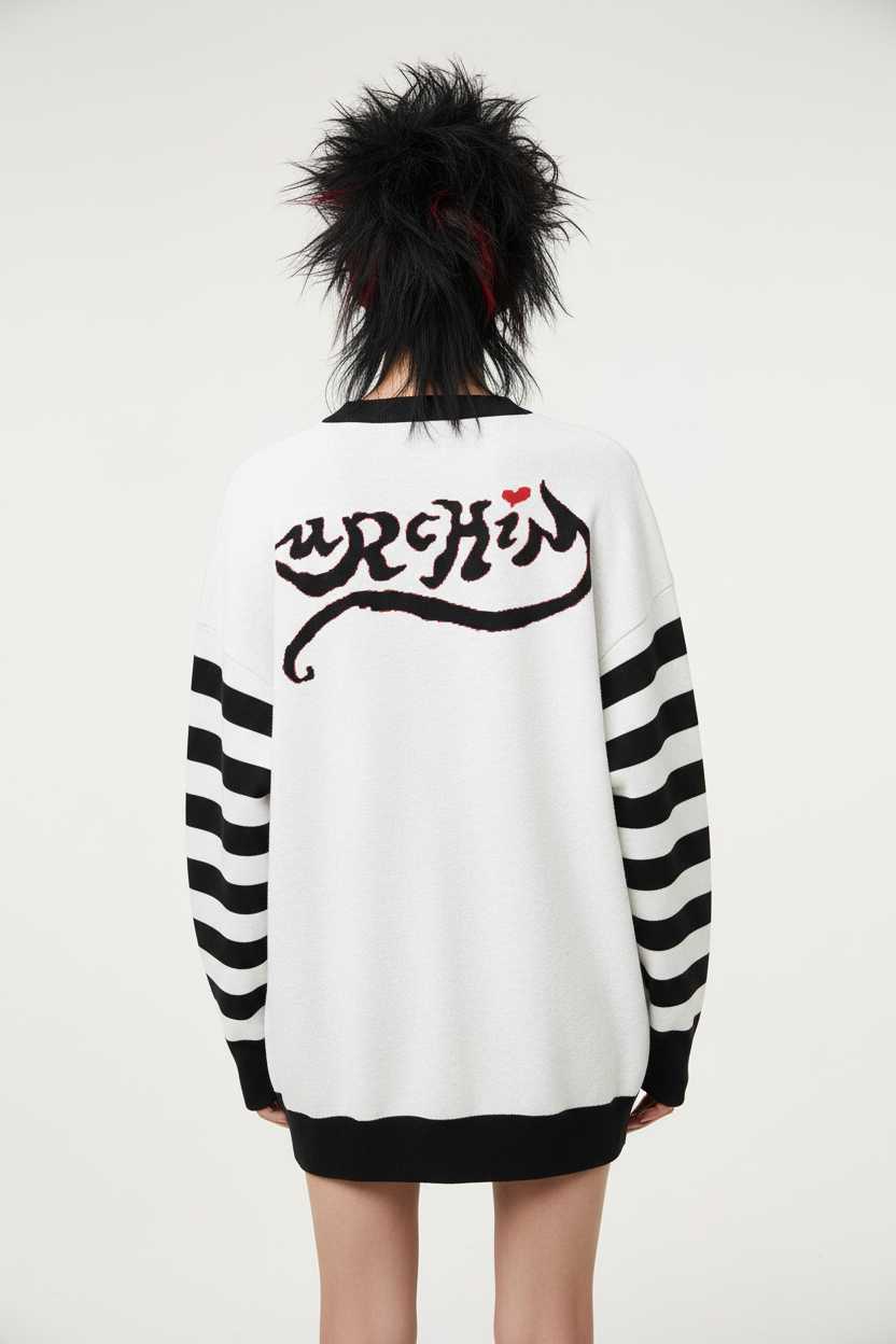 DARK URCHIN 'LOVE U' MENACE Relaxed fit knitted crew neck sweater. Black Heart. XL