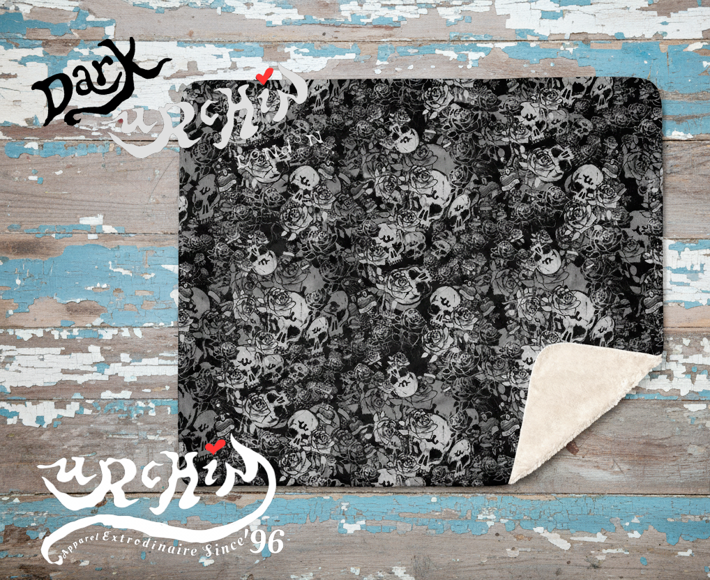 DARK URCHIN SKULL STORM 'NIGHT' Sherpa blanket