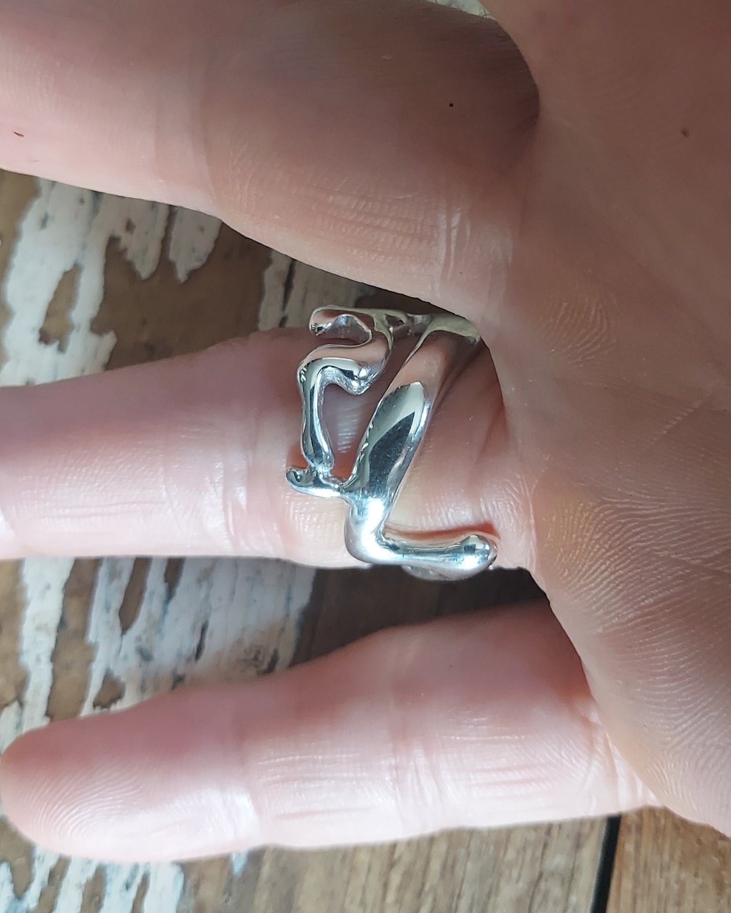 URCHIN Jewellery - 'Wave' Urchin Logo Ring. Hallmarked. Handmade in the UK. Size S