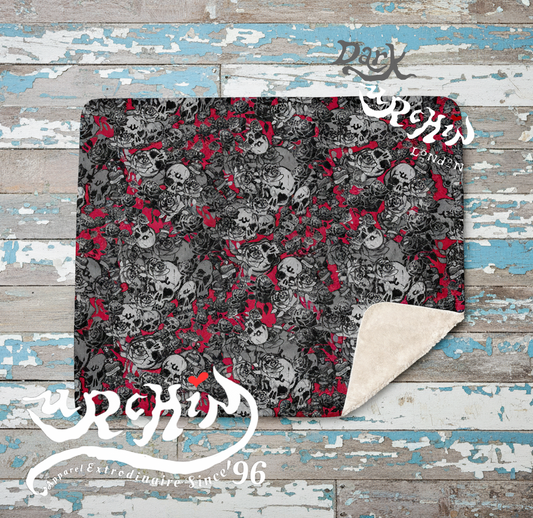 DARK URCHIN SKULL STORM 'WINE' Sherpa blanket