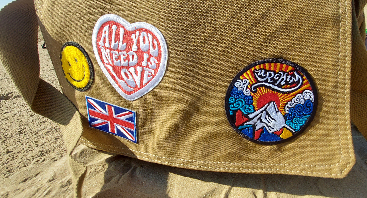 URCHIN Luggage. 'U TRAVEL' Urchin Embroidered Patches Design Duffel Bag. Unisex.