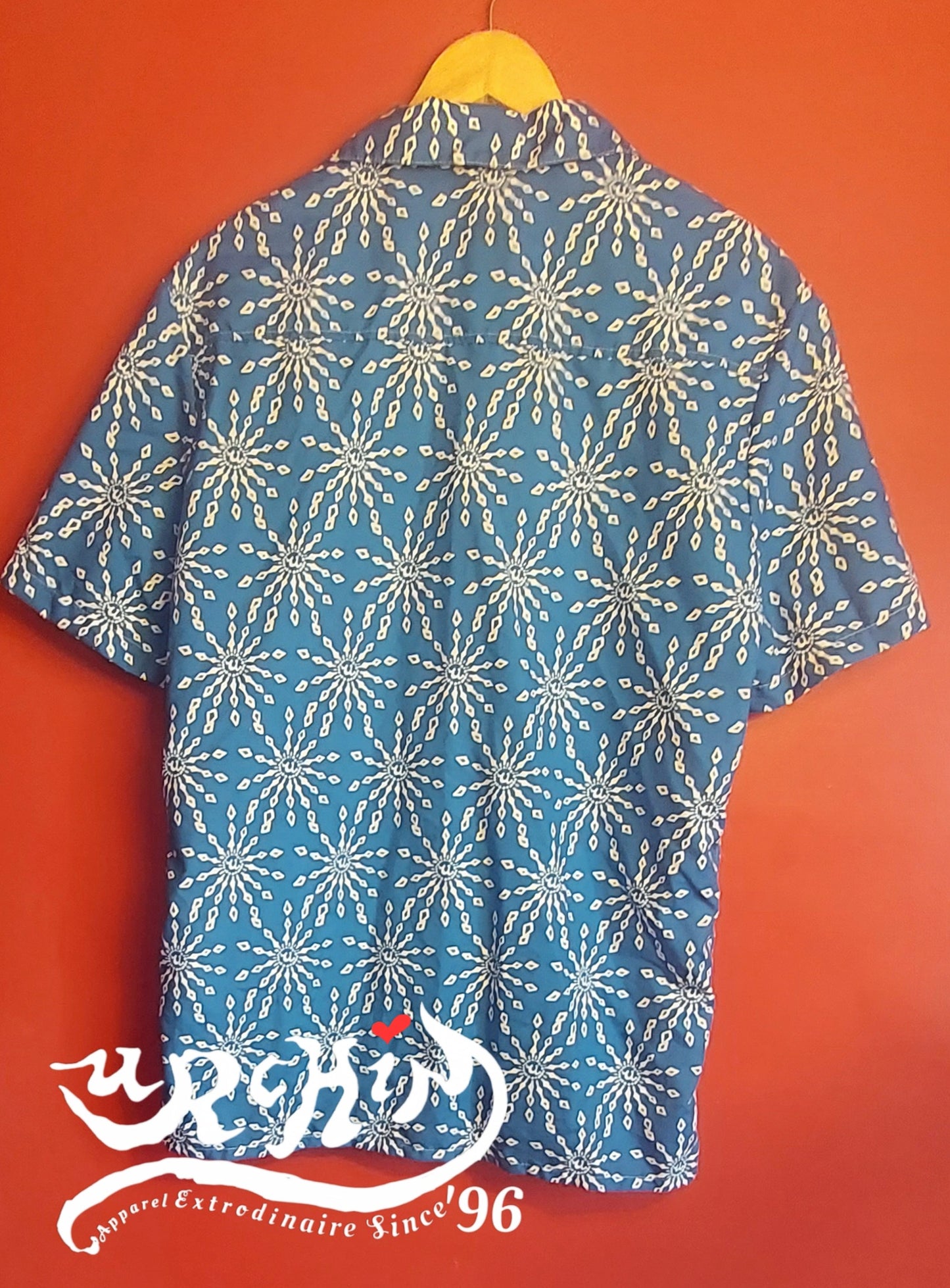 URCHIN 'U FIREWORK'. WHITE/SEA Unisex button shirt. Multiple Sizes.