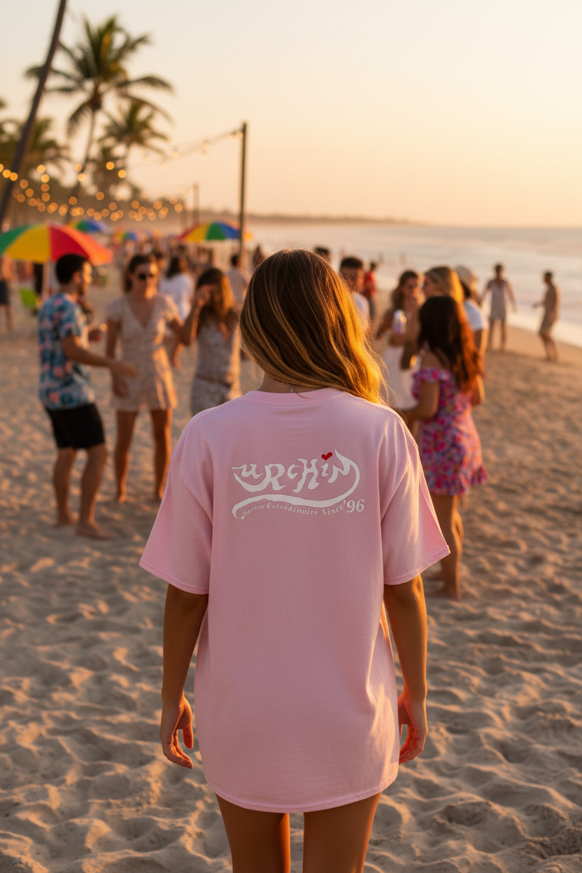 URCHIN-'LOVE U' Unisex T Shirt. Pink.